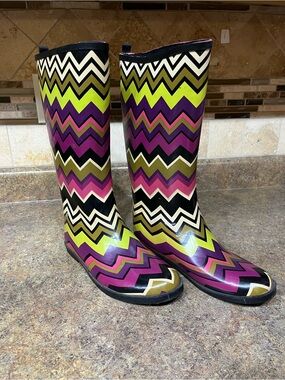 Missoni for Target Girls Chevron Rain Boots Size 5 Multicolor Waterproof Zig Zag